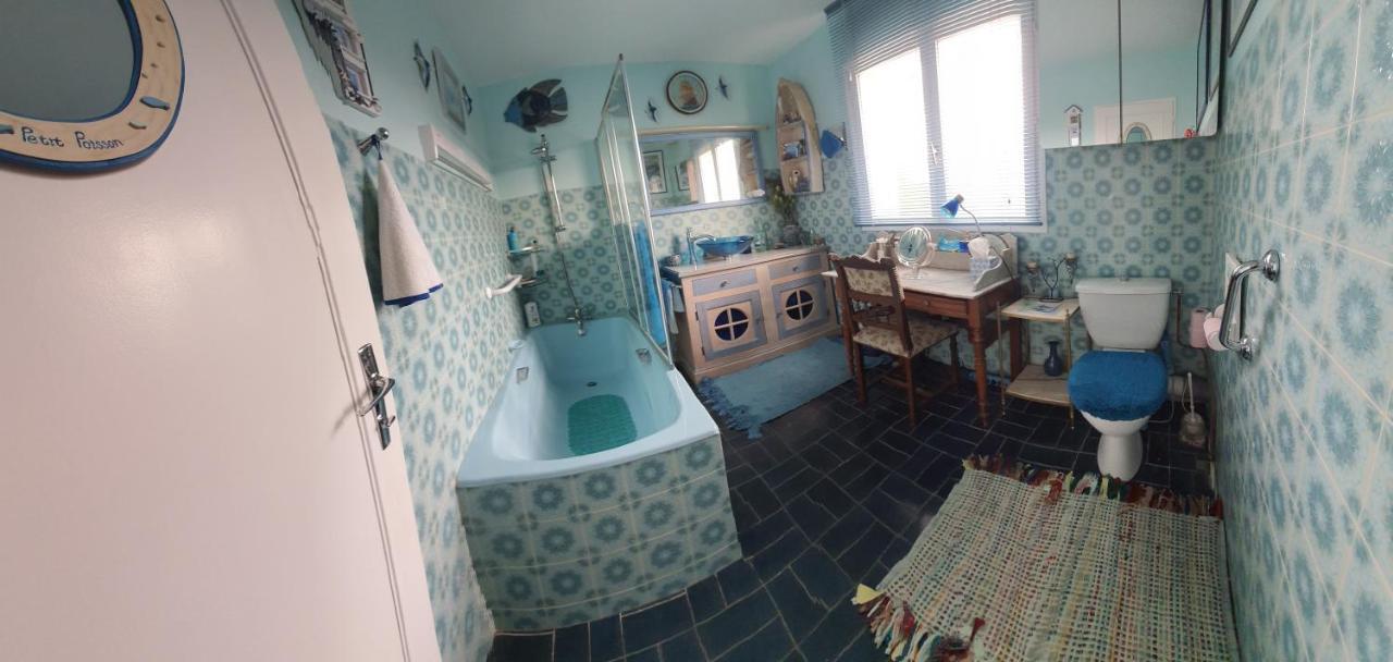 Le Petit Manoir Bed & Breakfast Vaux-sur-Mer Exterior photo
