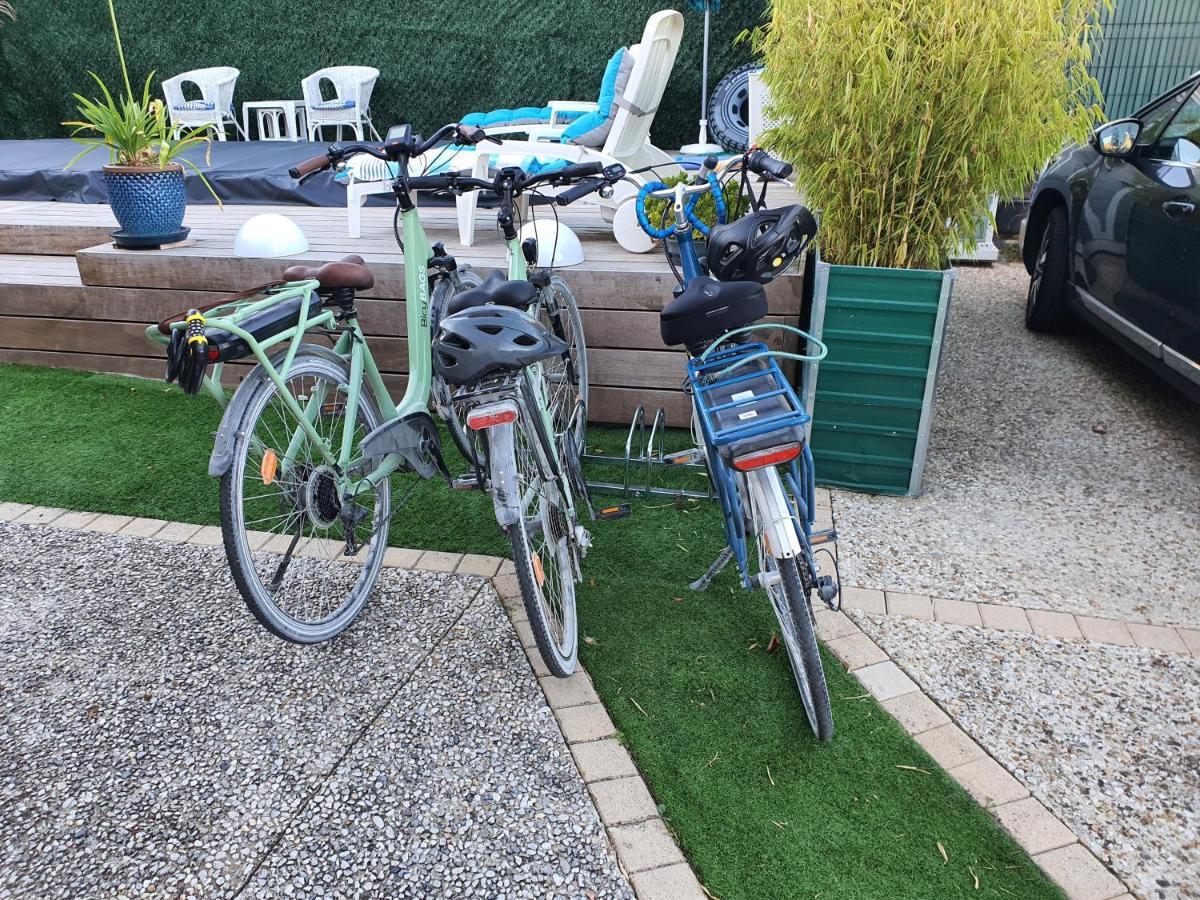 Le Petit Manoir Bed & Breakfast Vaux-sur-Mer Exterior photo